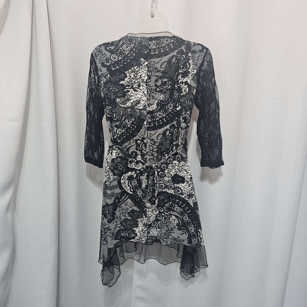 Womens sz small Black White Lace Corset Tunic Top Handkerchief Hem Whimsigoth - Picture 4 of 9